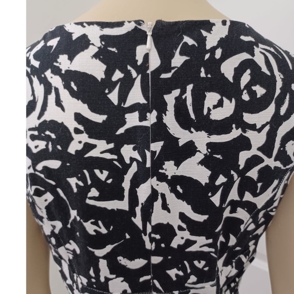 💙ADRIANNA PAPELL, Gorgeous Split Neck Watercolor Floral Sheath Dress, Like New - Picture 8 of 16